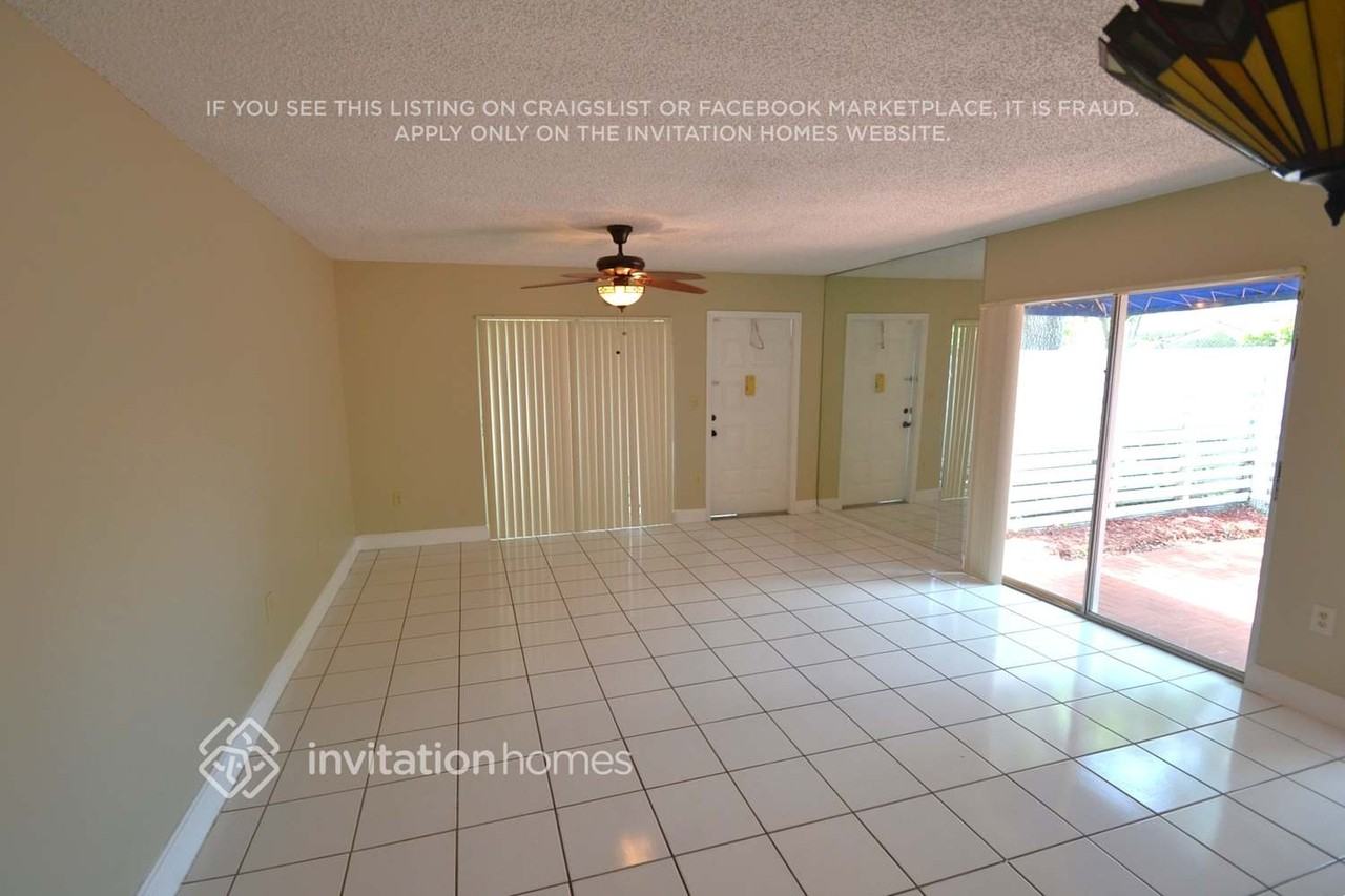 14388 Sw 98th Ter - Photo 2 of 14