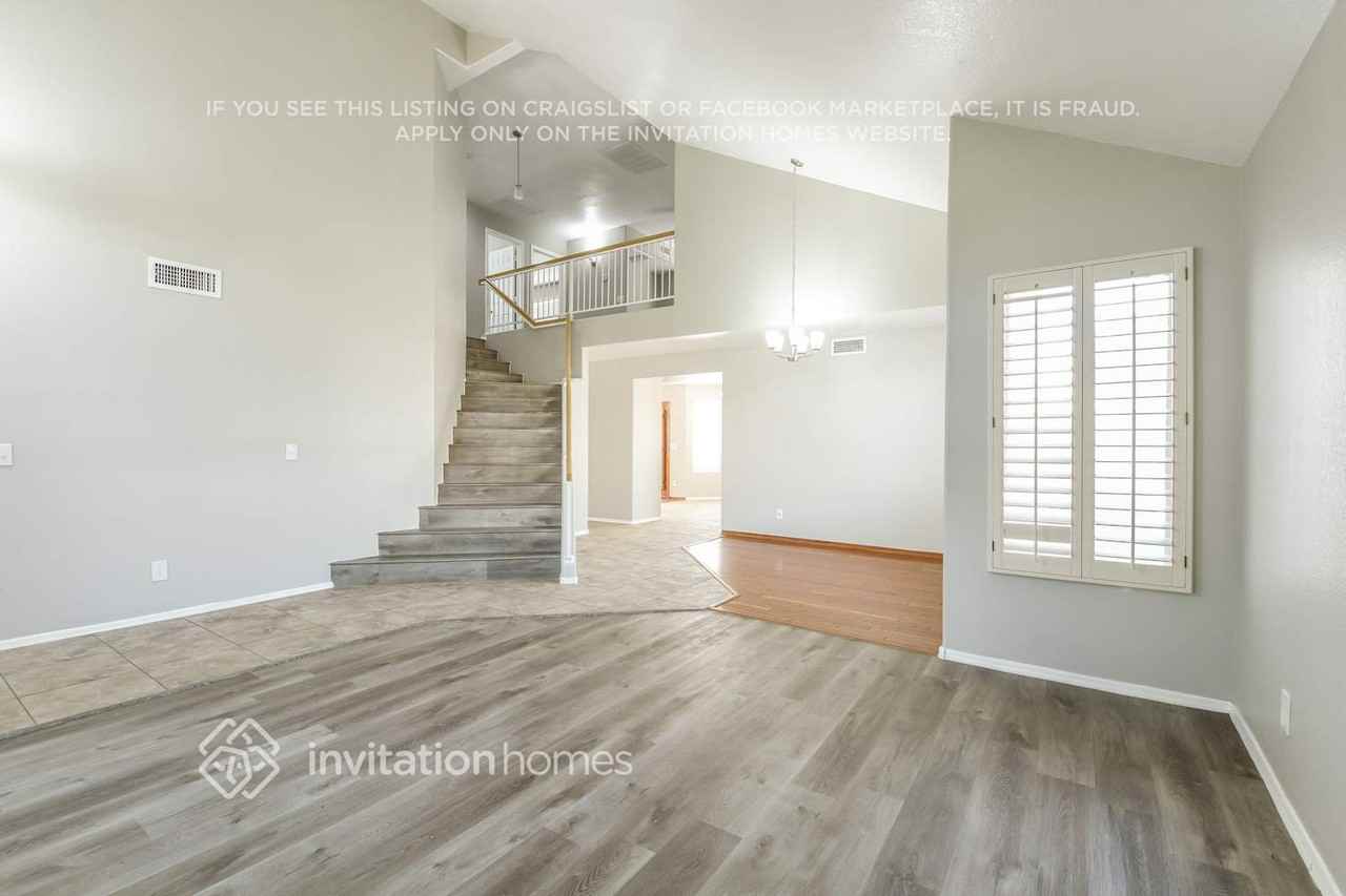 9145 W Evans Dr - Photo 2 of 15