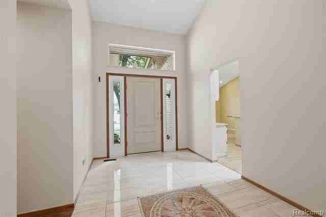 1736 Saint Johns Ct - Photo 3 of 47