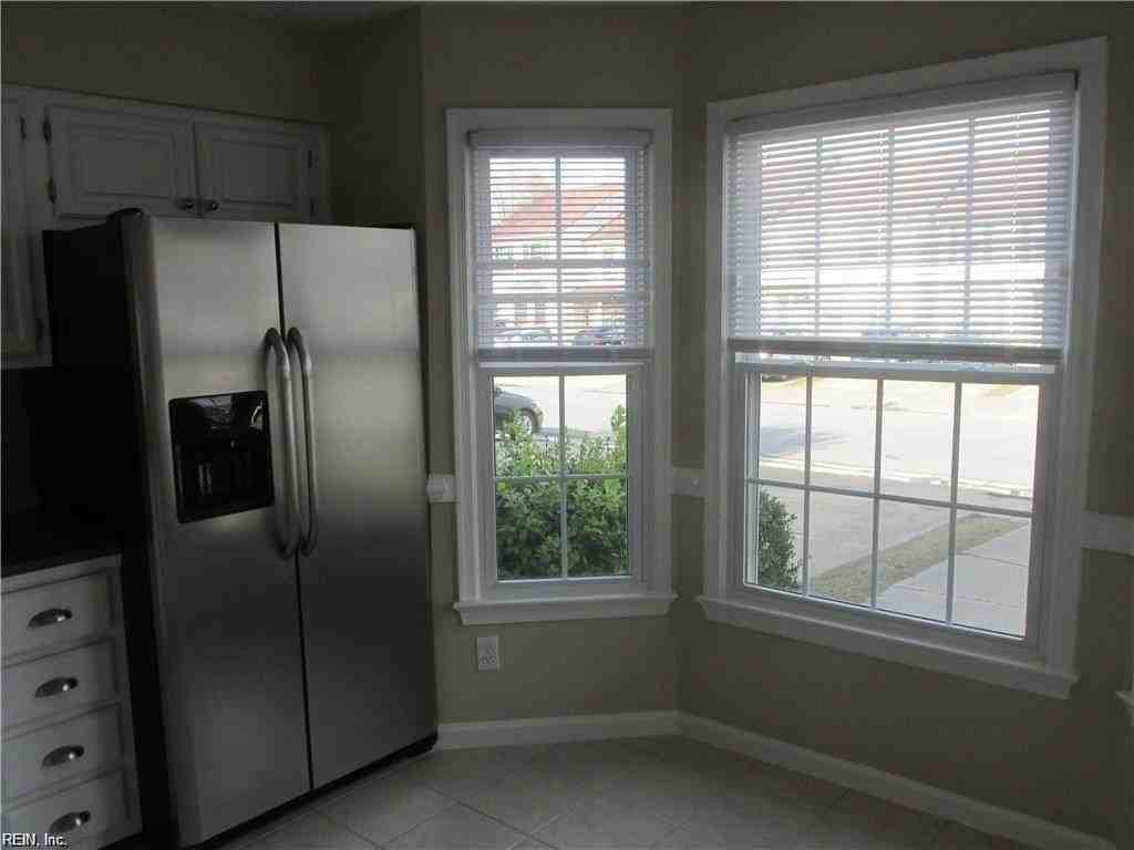 4701 Woods Edge Rd - Photo 5 of 11