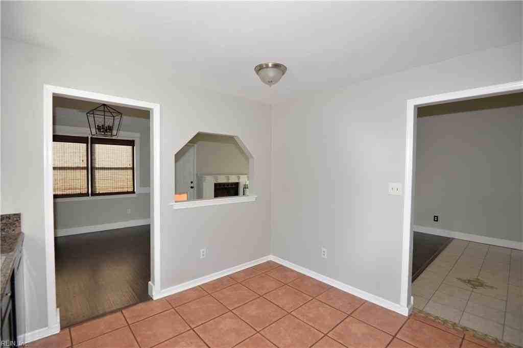 1269 Brahms Dr - Photo 4 of 29