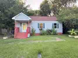 featured image of 1012 Jewell Ave