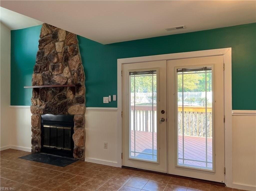 2642 Cove Point Pl - Photo 7 of 49