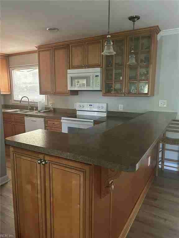 106 Richards Rd - Photo 7 of 36