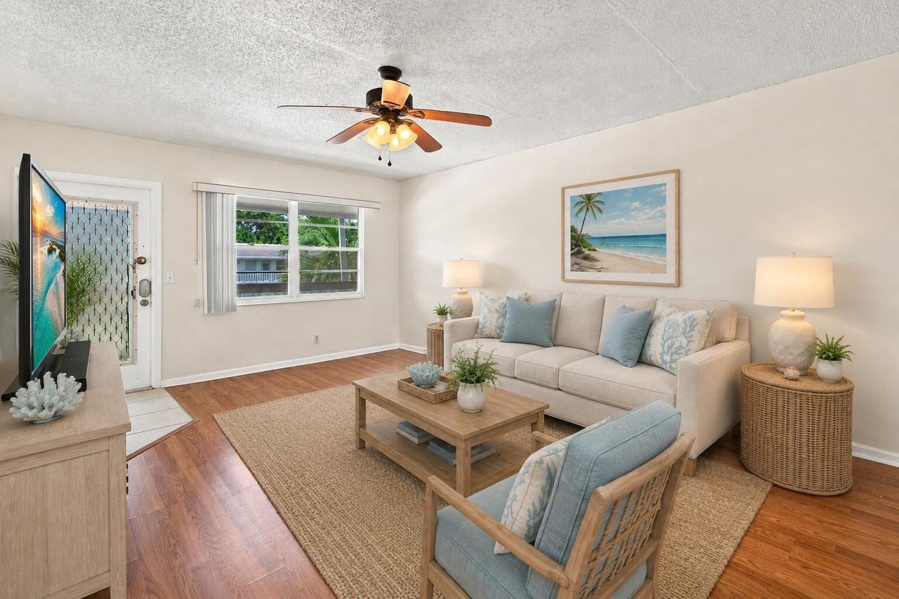 54 Newport Ct #C - Photo 3 of 27