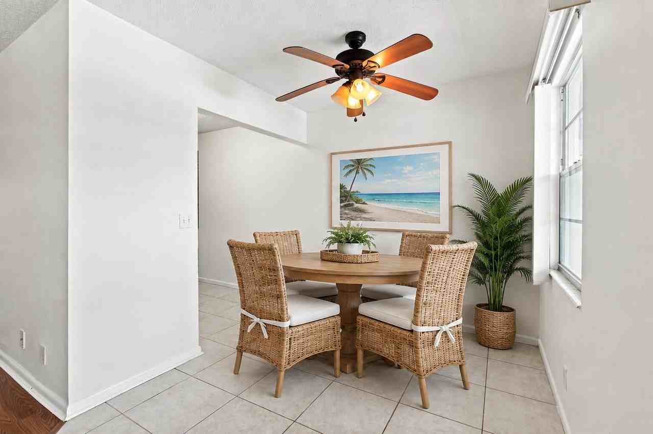 54 Newport Ct #C - Photo 4 of 27