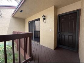 206 Lakeview Dr E - Photo 1 of 1