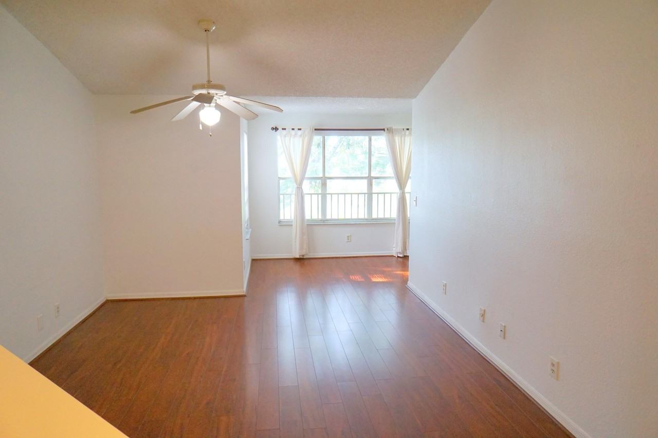 12620 Vista Isles Dr #1025 - Photo 3 of 35