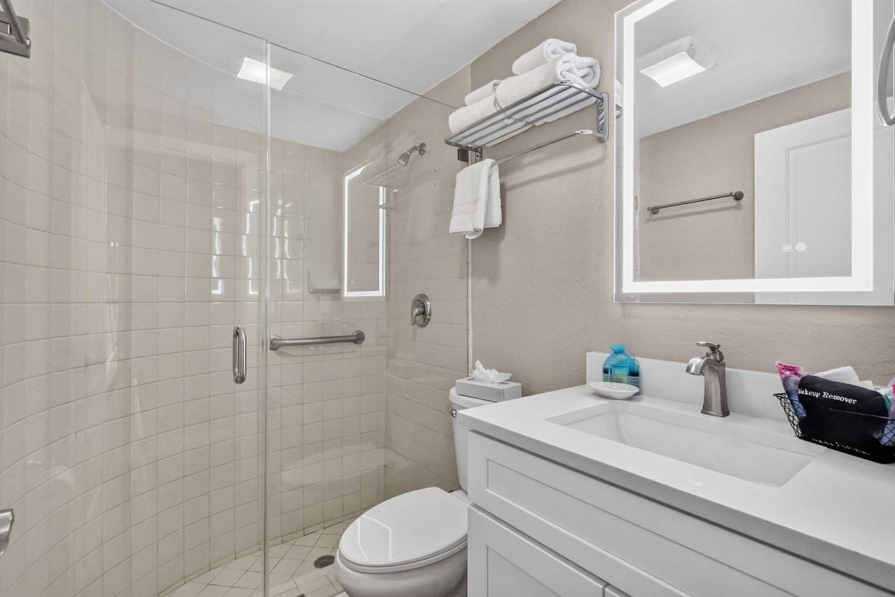 2301 S Ocean Blvd #5B - Photo 3 of 36