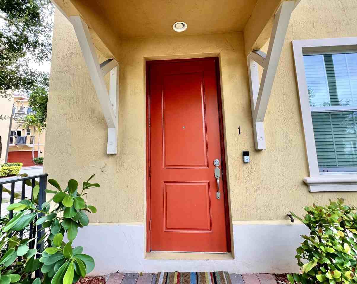 224 S Federal Hwy #1 - Photo 3 of 35
