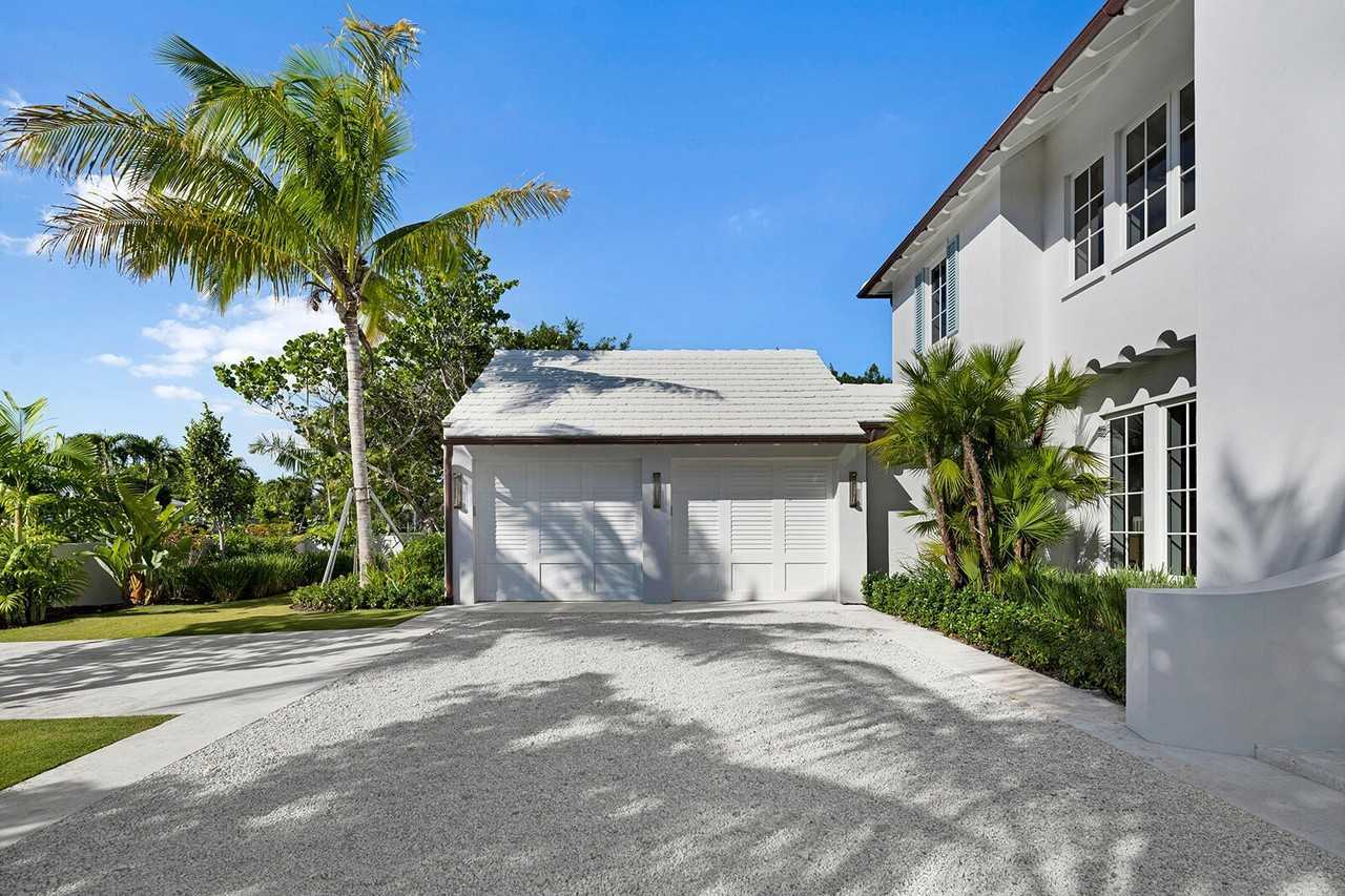 2219 Ibis Isle Rd E - Photo 7 of 50