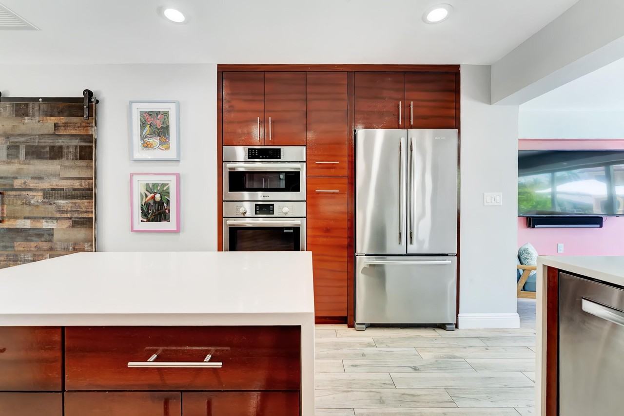 2291 Se 15th St - Photo 4 of 37
