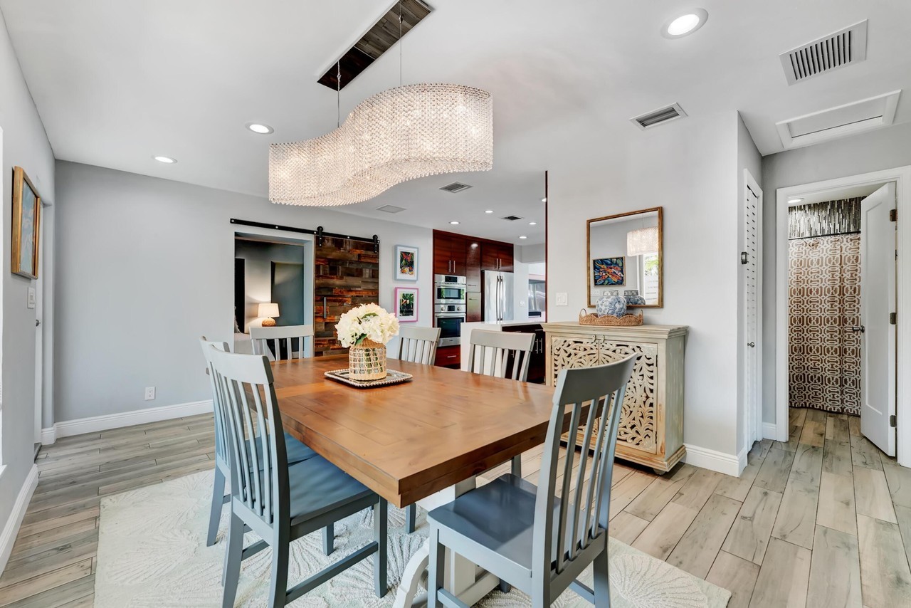 2291 Se 15th St - Photo 6 of 37