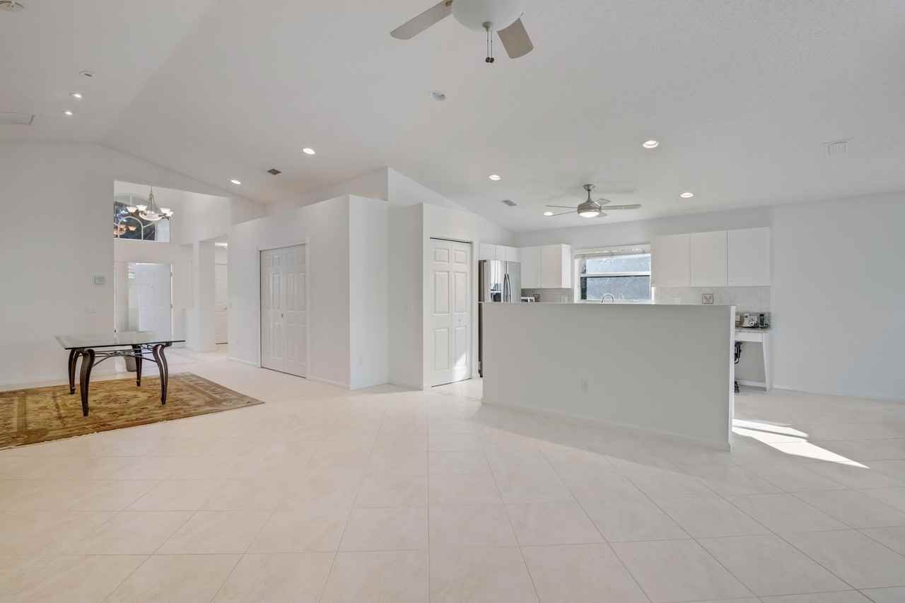 6519 Lucaya Ave - Photo 5 of 50