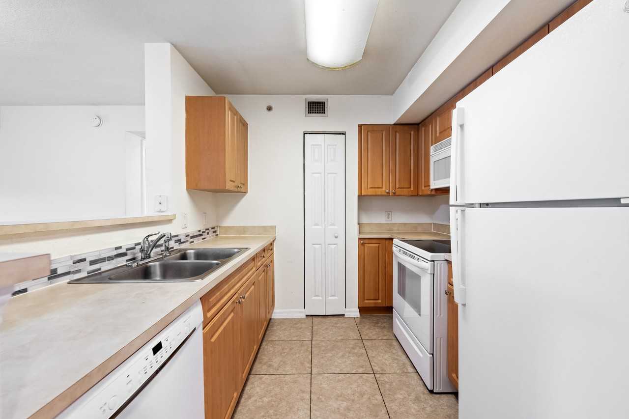 6777 Heritage Grande #1105 - Photo 3 of 22