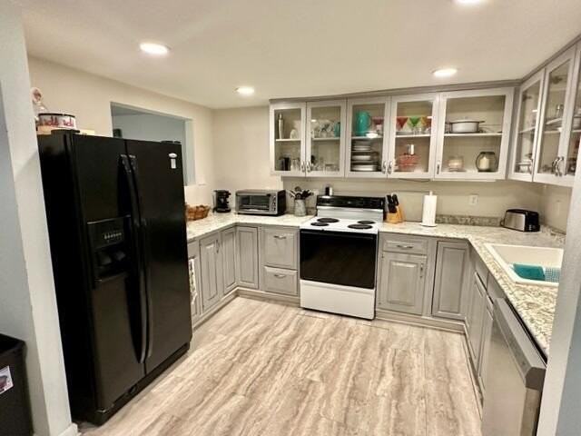 211 Orange Ave - Photo 7 of 9