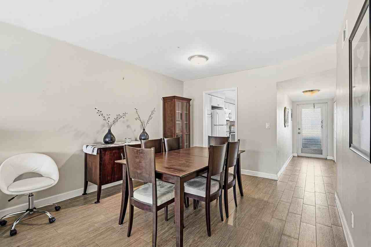 2440 Sw 22nd Ave #703 - Photo 5 of 35