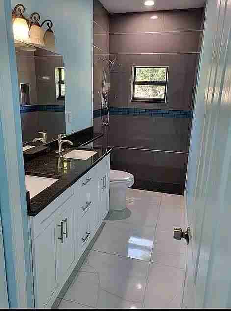 409 Broward Ave - Photo 6 of 8