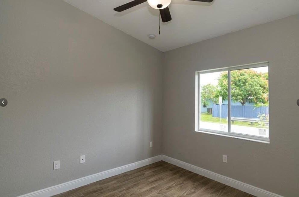 1140 Nw 1st Ave - Photo 7 of 17