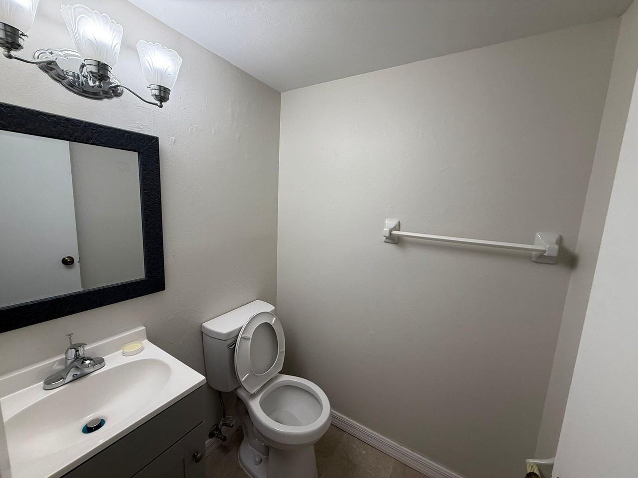 2200 Springdale Blvd #206 - Photo 5 of 12