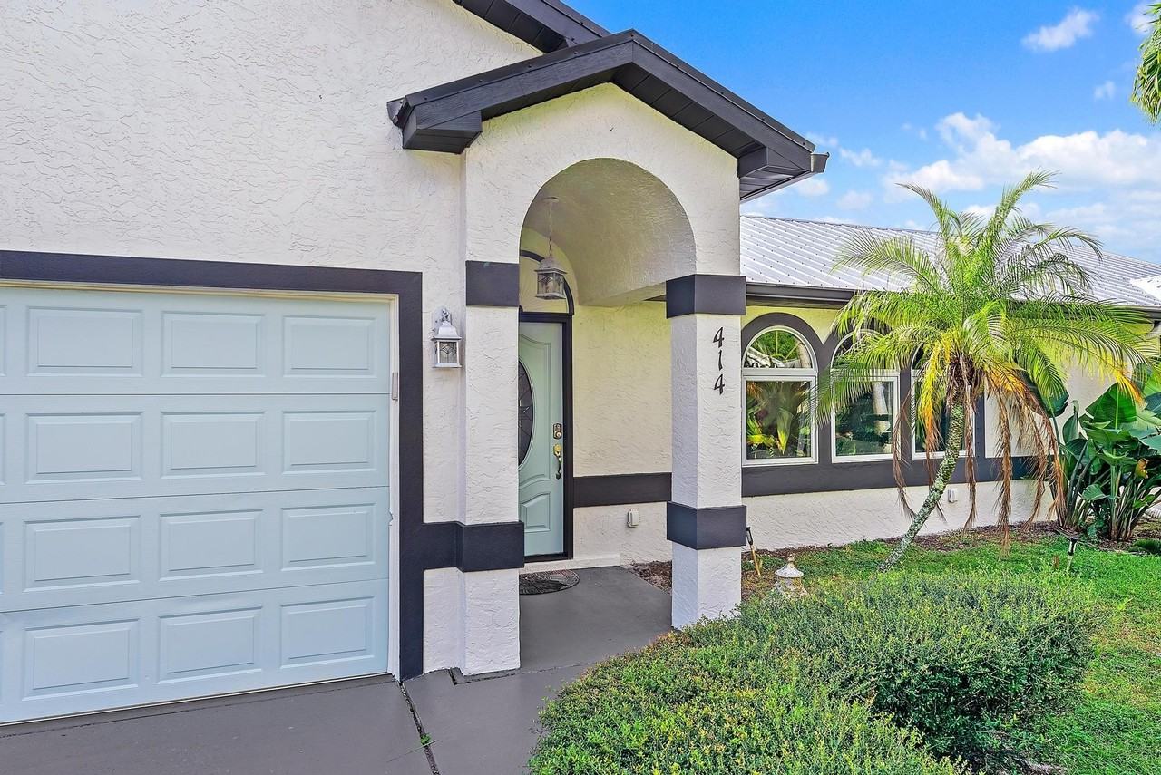414 Sw Lairo Ave - Photo 4 of 33