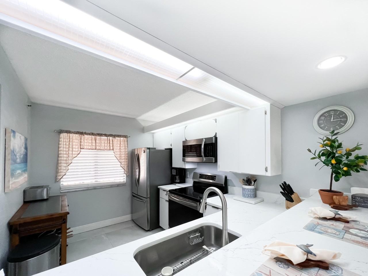 301 Ocean Bluffs Blvd #202 - Photo 4 of 38