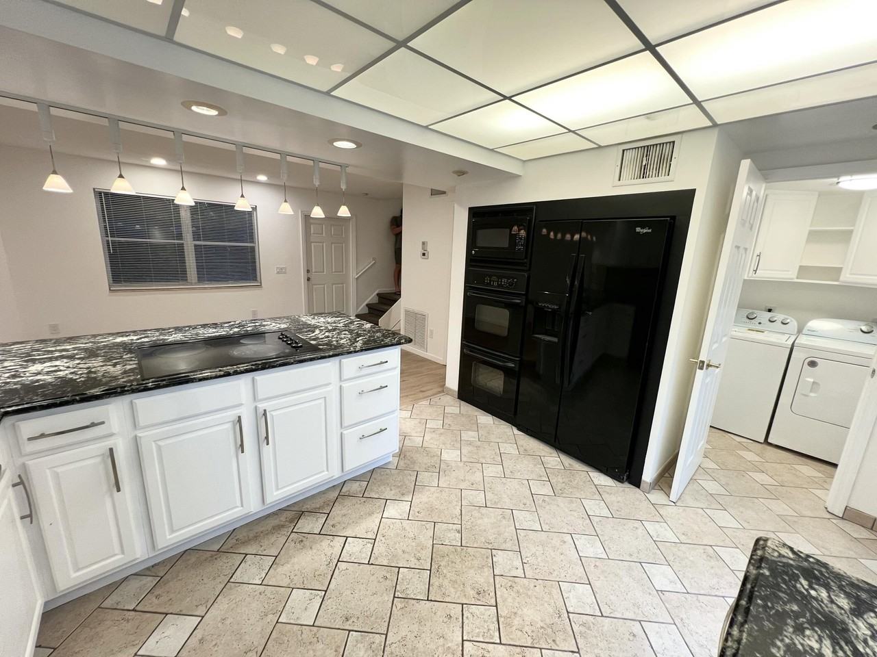 2829 Sw Cornell Ave - Photo 5 of 20