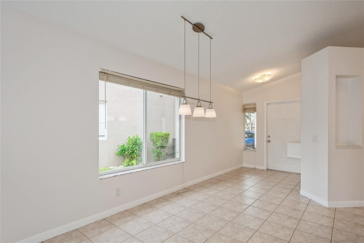 4367 Dogwood Cir - Photo 6 of 36