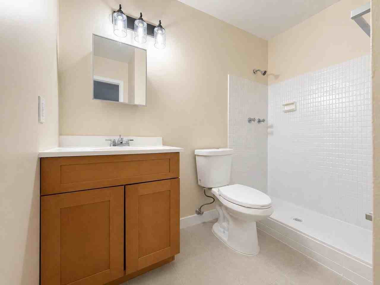 4151 Nw 30th Ter - Photo 7 of 9