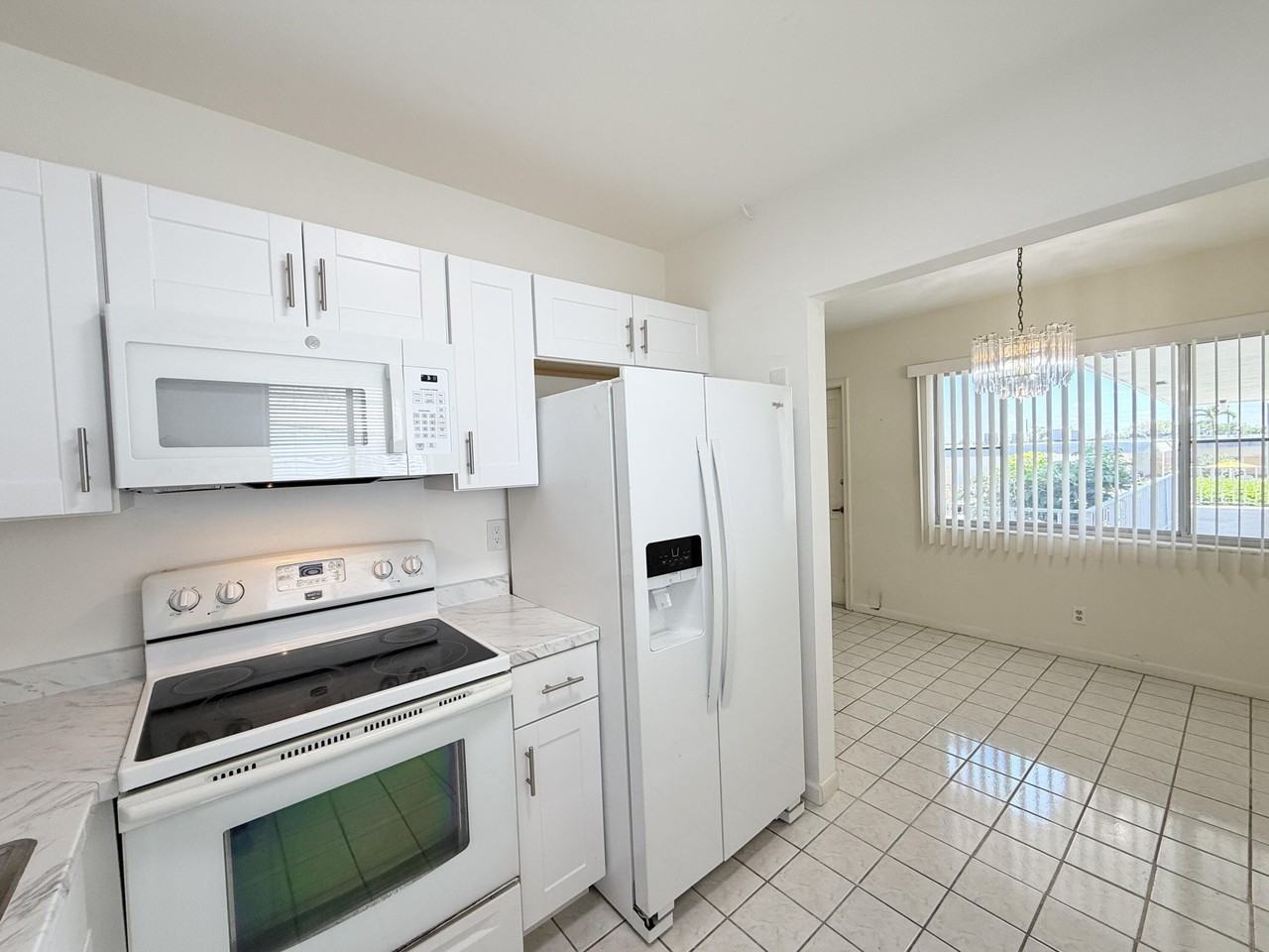 3402 Cynthia Ln #205 - Photo 6 of 30