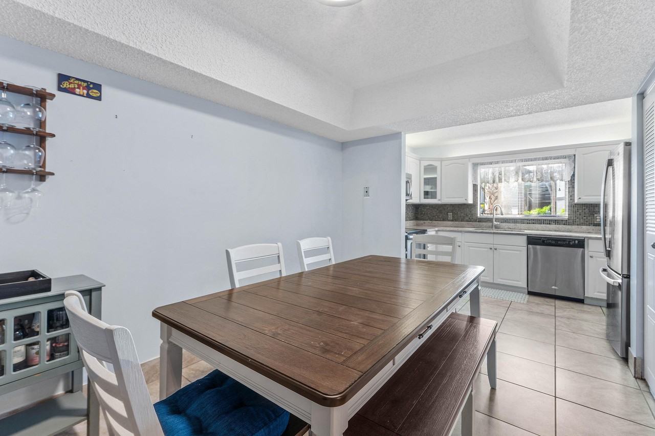 1611 Cabot Ln #3 - Photo 4 of 18