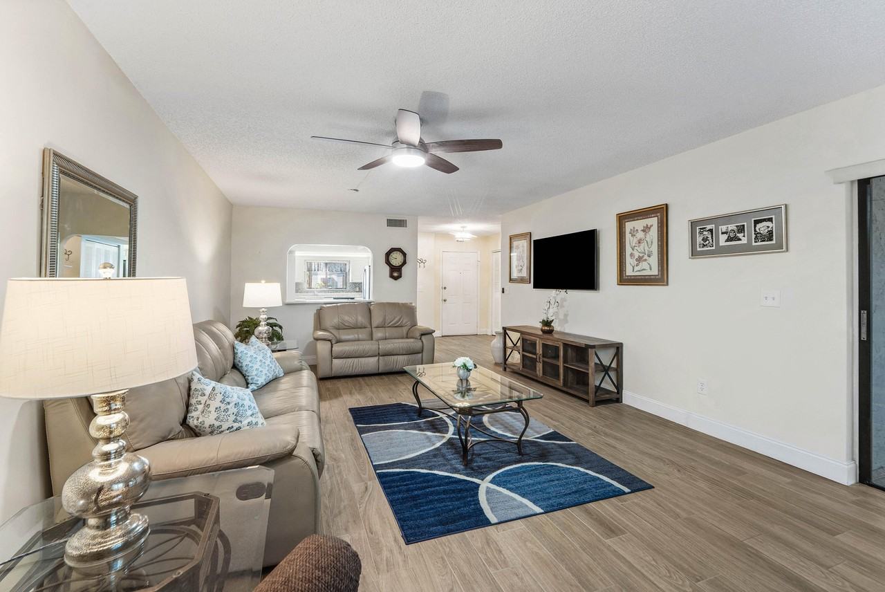 1611 Cabot Ln #3 - Photo 7 of 18
