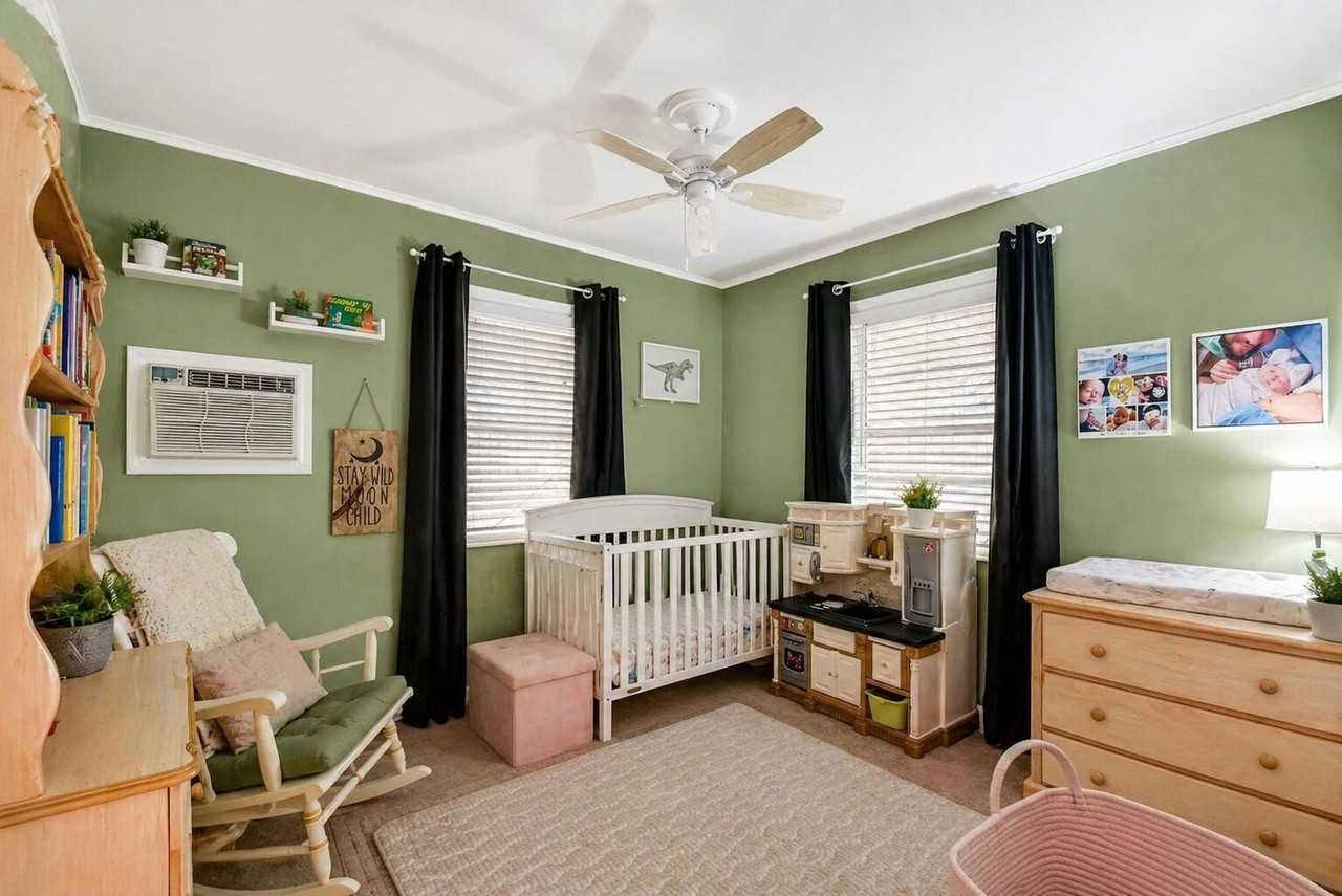 3017 Buckley Ave - Photo 3 of 8