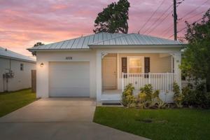 featured image of 5078 Se Isabelita Ave