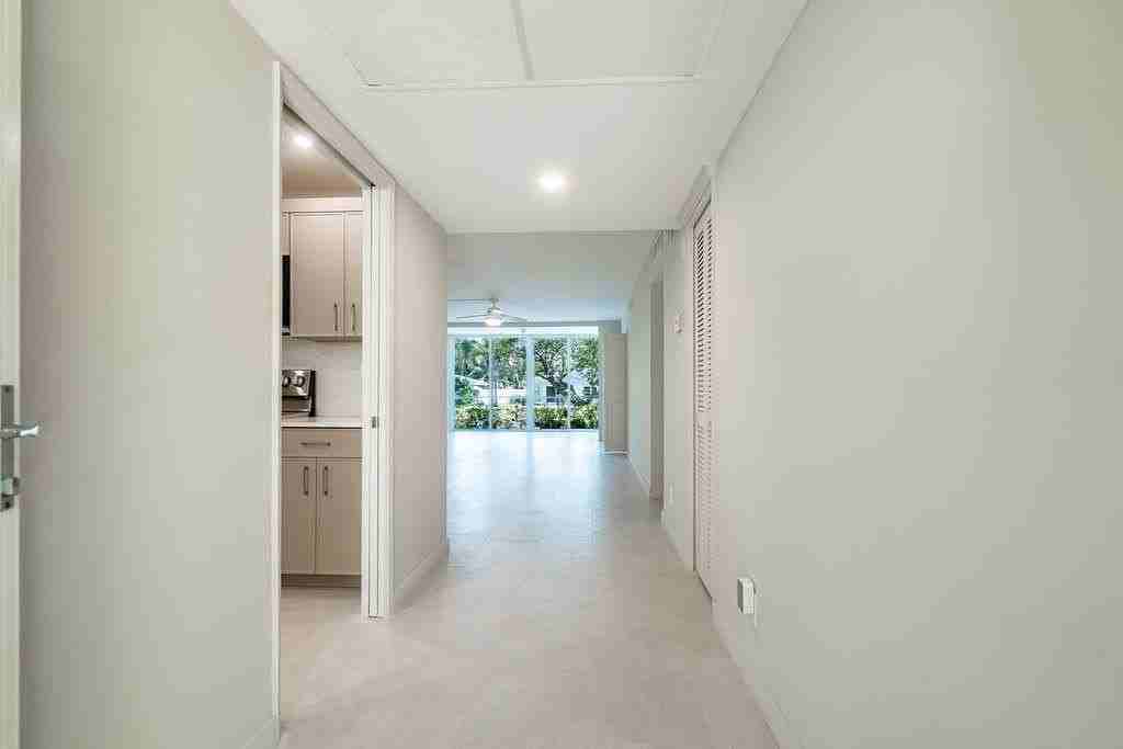 3175 Ne 48th Ct #105 - Photo 3 of 33