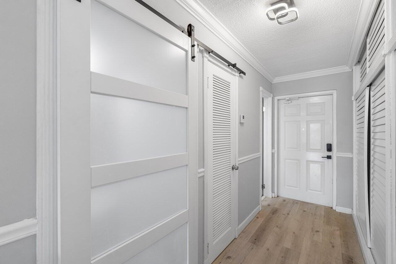 322 N Federal Hwy #223 - Photo 2 of 26