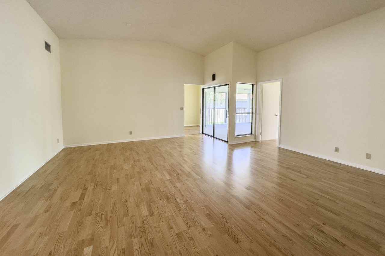 3362 Lucerne Park Dr - Photo 3 of 34