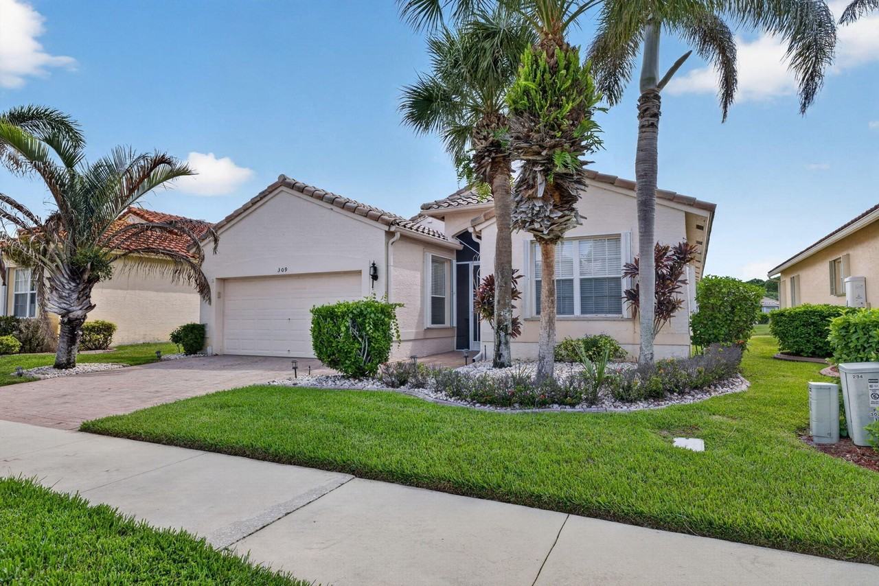 309 Nw Toscane Trl - Photo 2 of 43