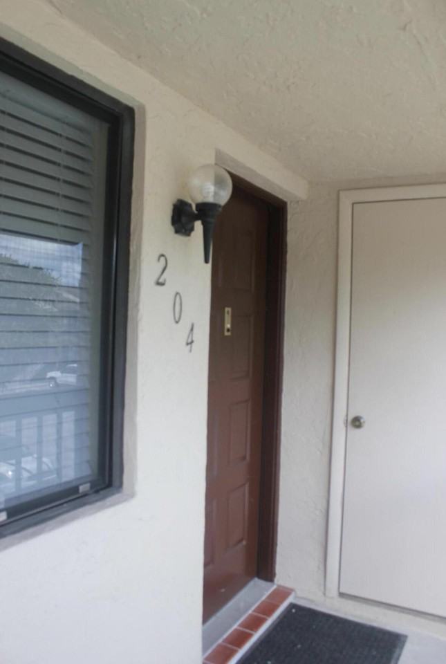 21943 Remsen Ter #204 - Photo 2 of 8