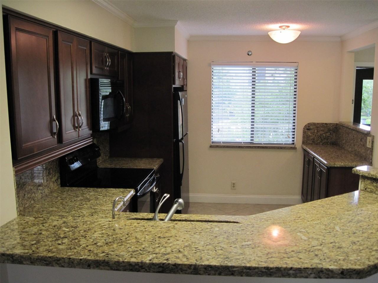 2232 N Cypress Bend Dr #307 - Photo 4 of 22