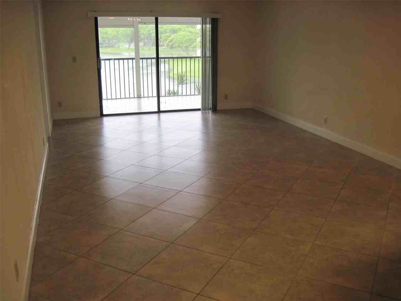 2232 N Cypress Bend Dr #307 - Photo 5 of 22
