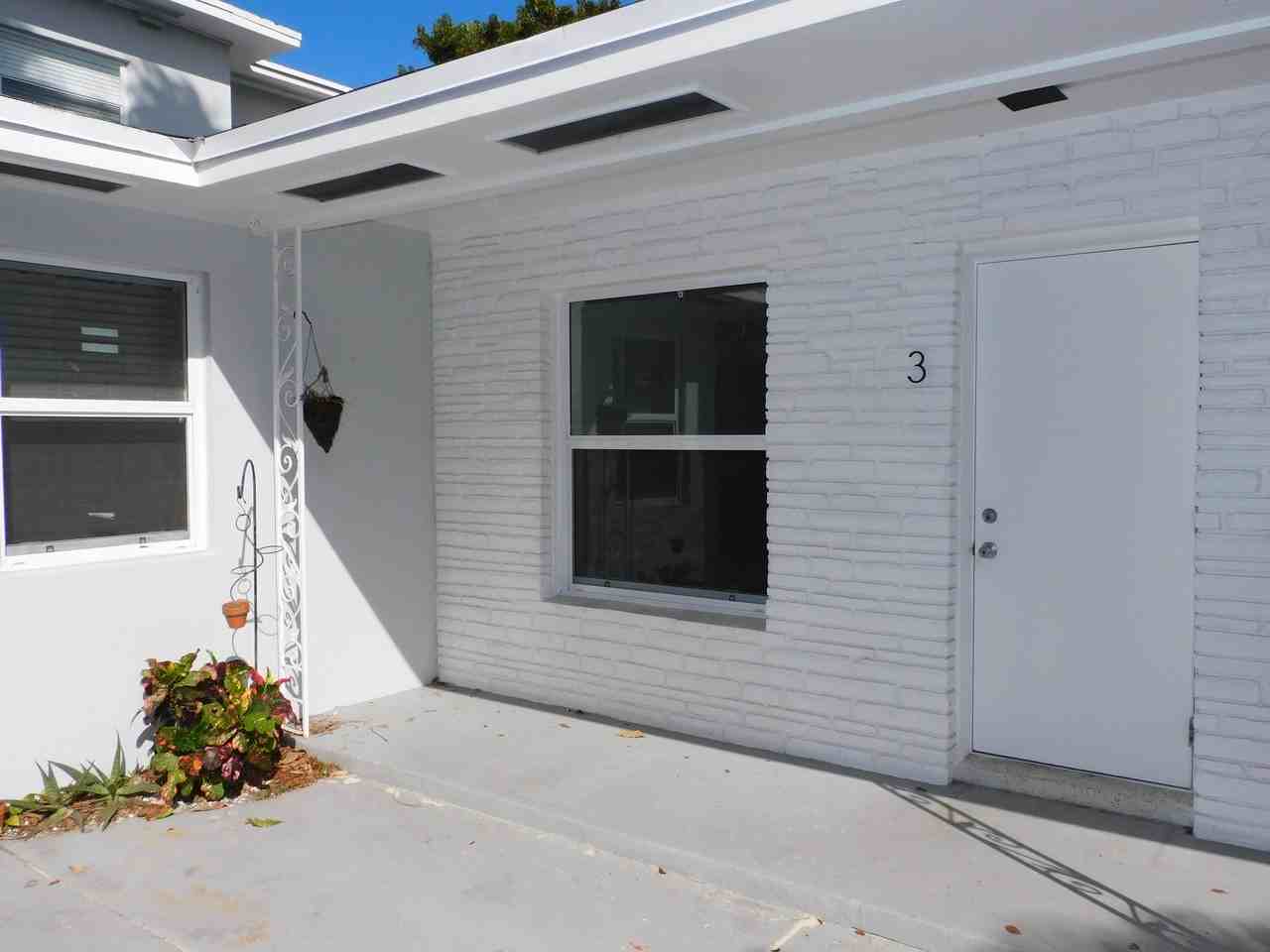 15 S Palmway - Photo 4 of 19