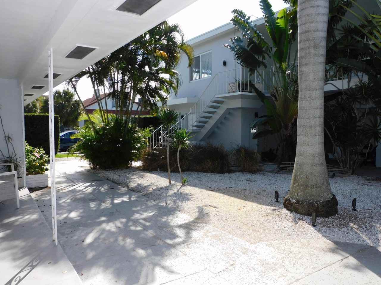 15 S Palmway - Photo 5 of 19