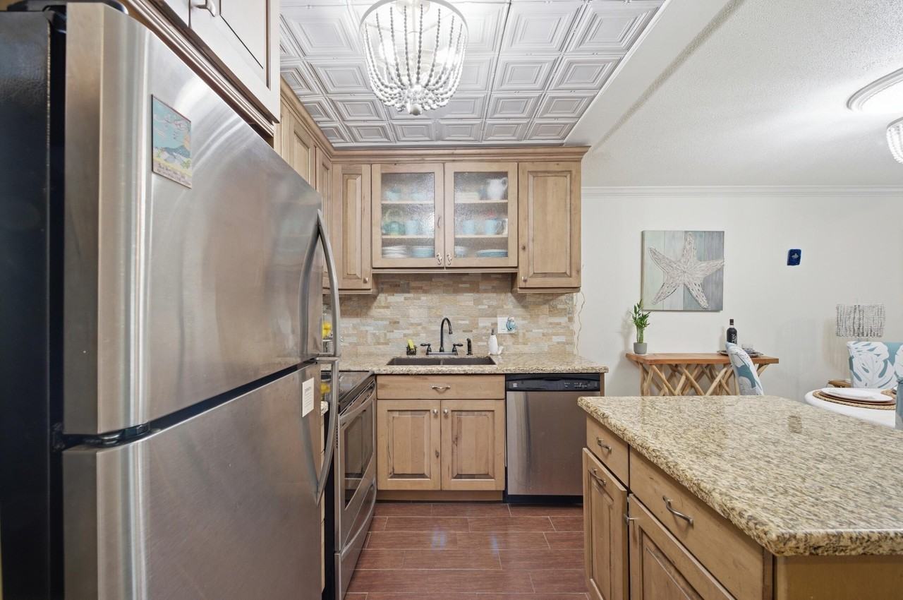 101 E Mcnab Rd #102 - Photo 3 of 26