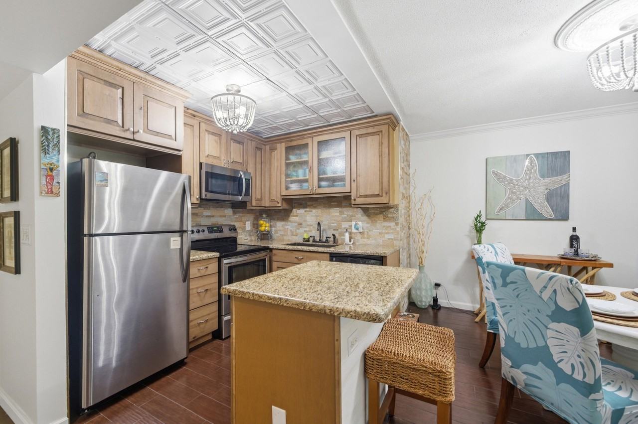 101 E Mcnab Rd #102 - Photo 4 of 26