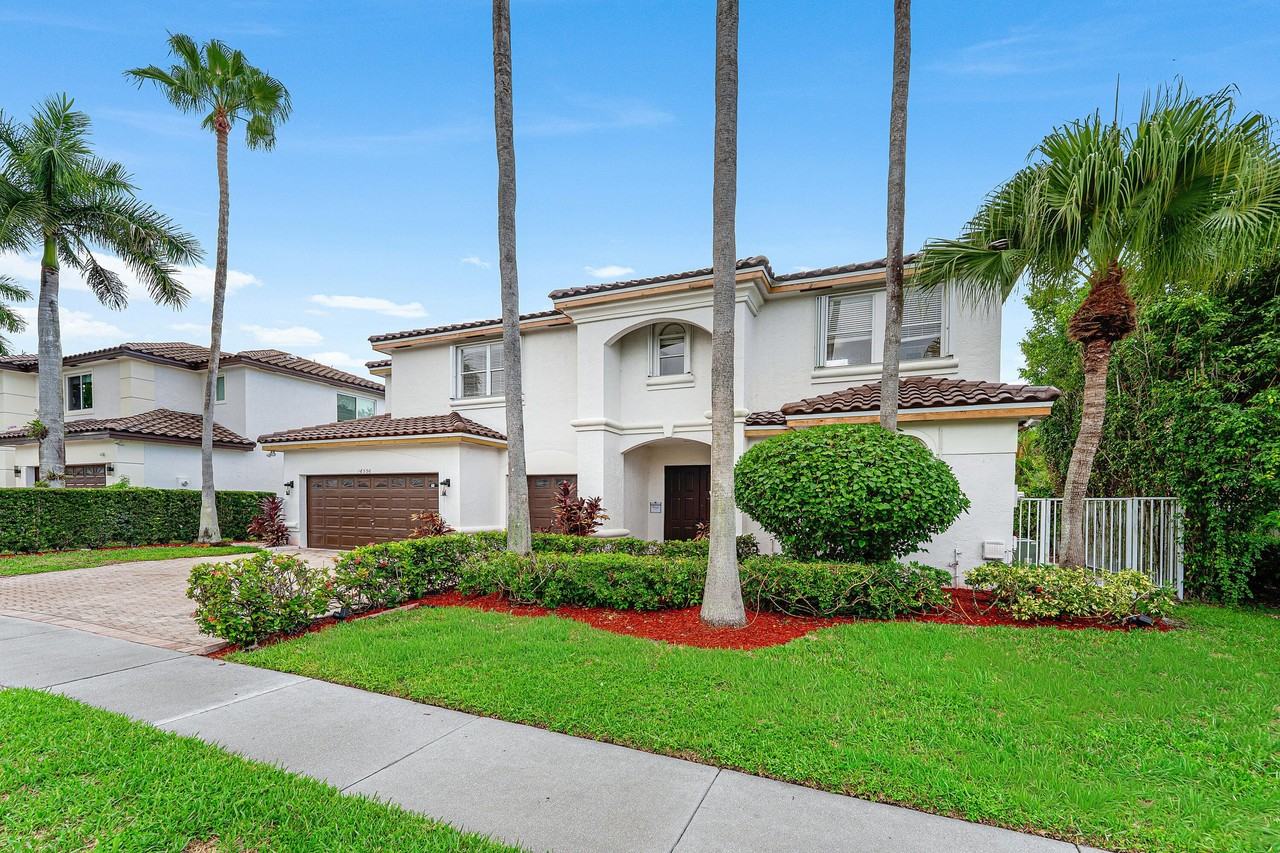 18596 Ocean Mist Dr - Photo 2 of 50
