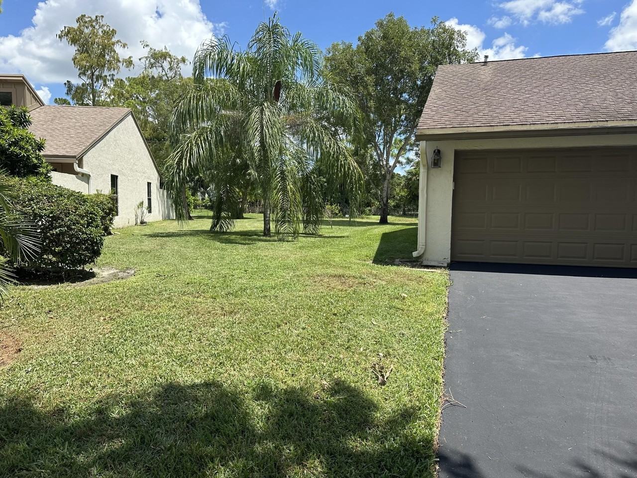 316 Wood Dale Dr - Photo 2 of 22