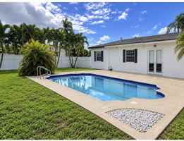 featured image of 11091 Landsman St