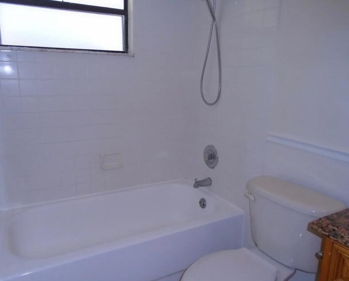 1421 Windorah Way #H - Photo 7 of 7