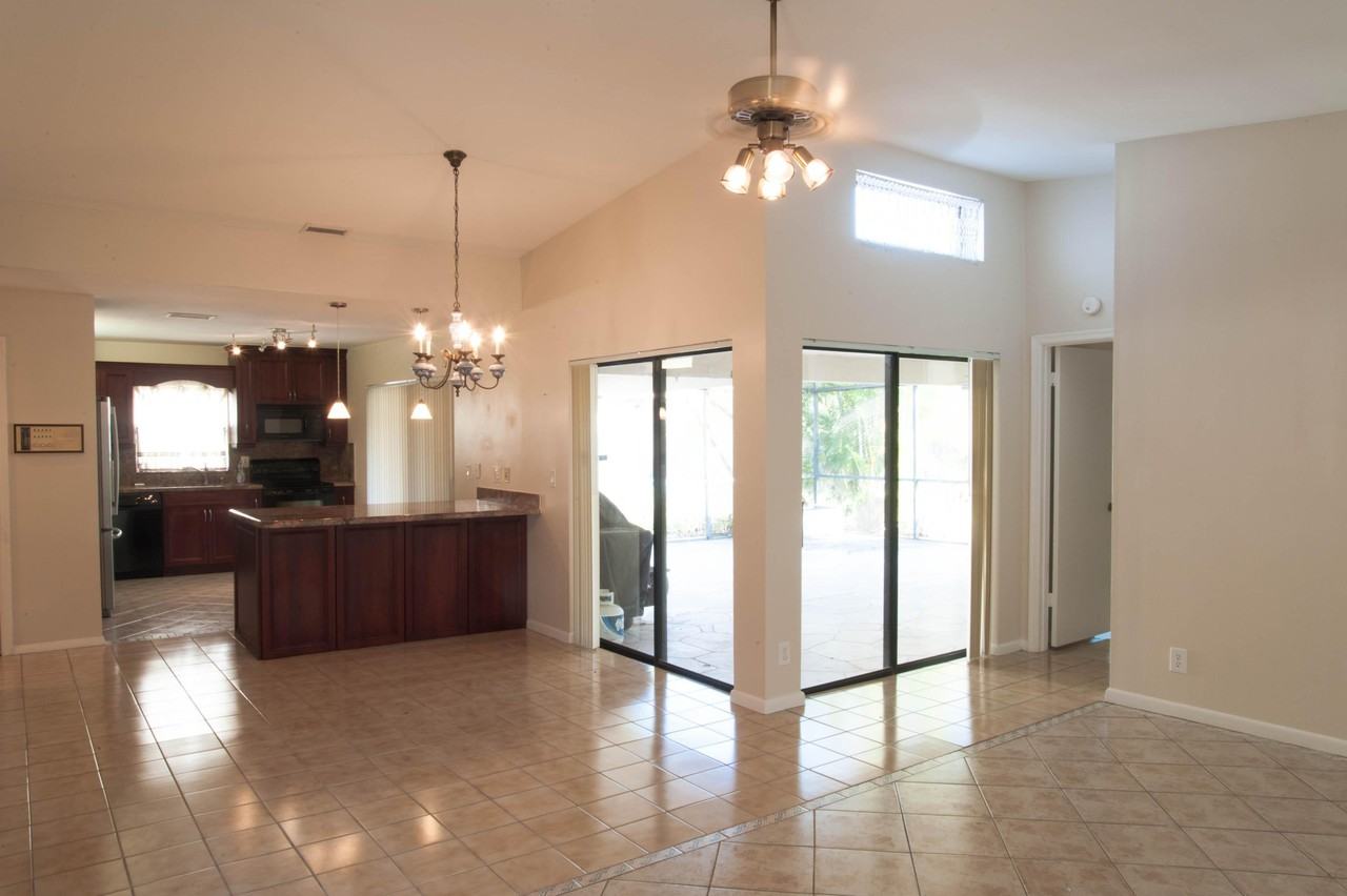 8963 Old Pine Way #21 - Photo 6 of 20